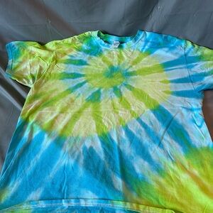 Women's Tie-Dye Short Sleeve Tee - Blue and Green size Large